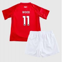 Nottingham Forest Chris Wood #11 Hjemmebanesæt Børn 2024-25 Kortærmet (+ Korte bukser)